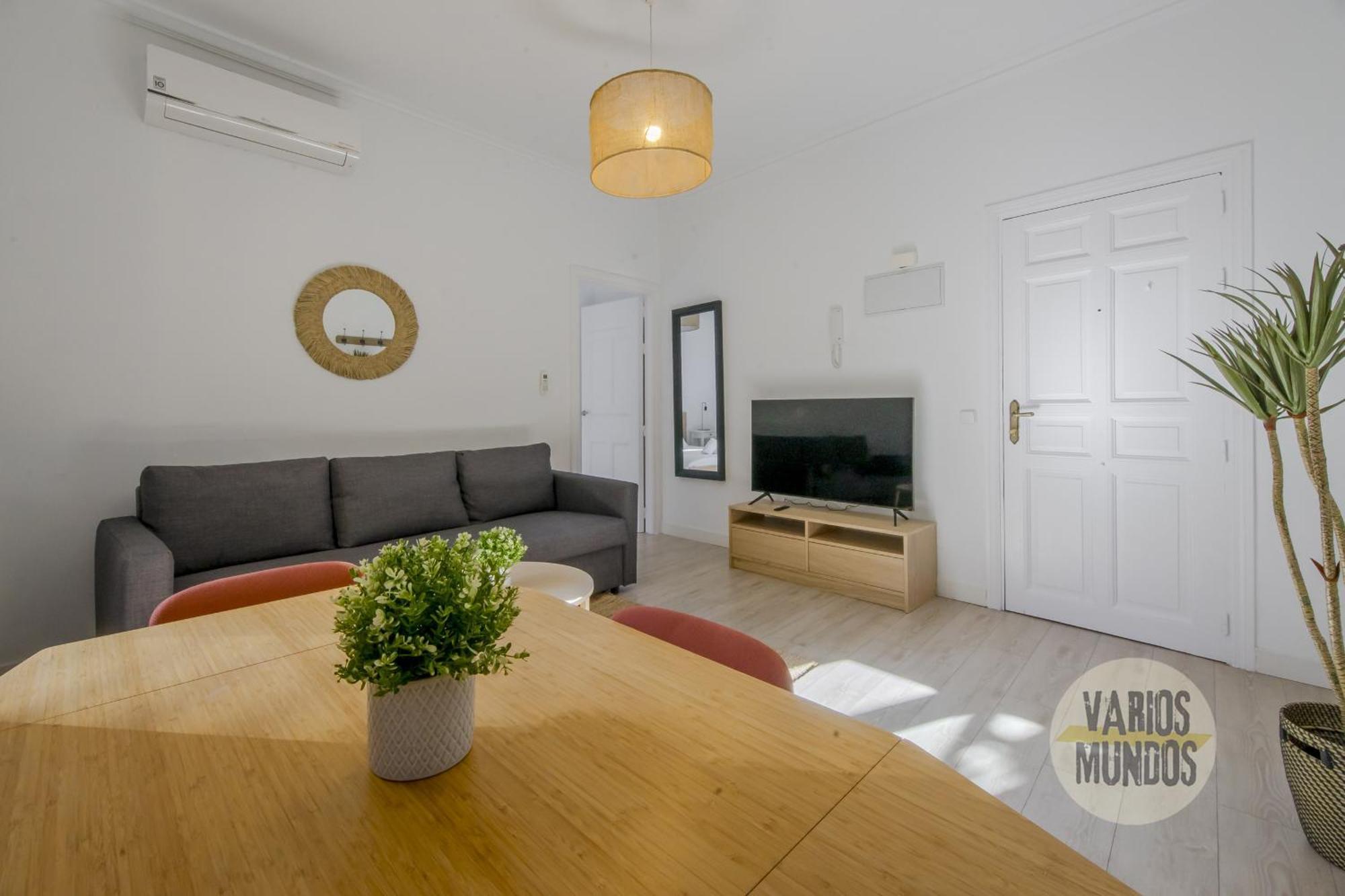 Elegant Apt Para 4Pax En Las Letras-Cortes มาดริด ภายนอก รูปภาพ